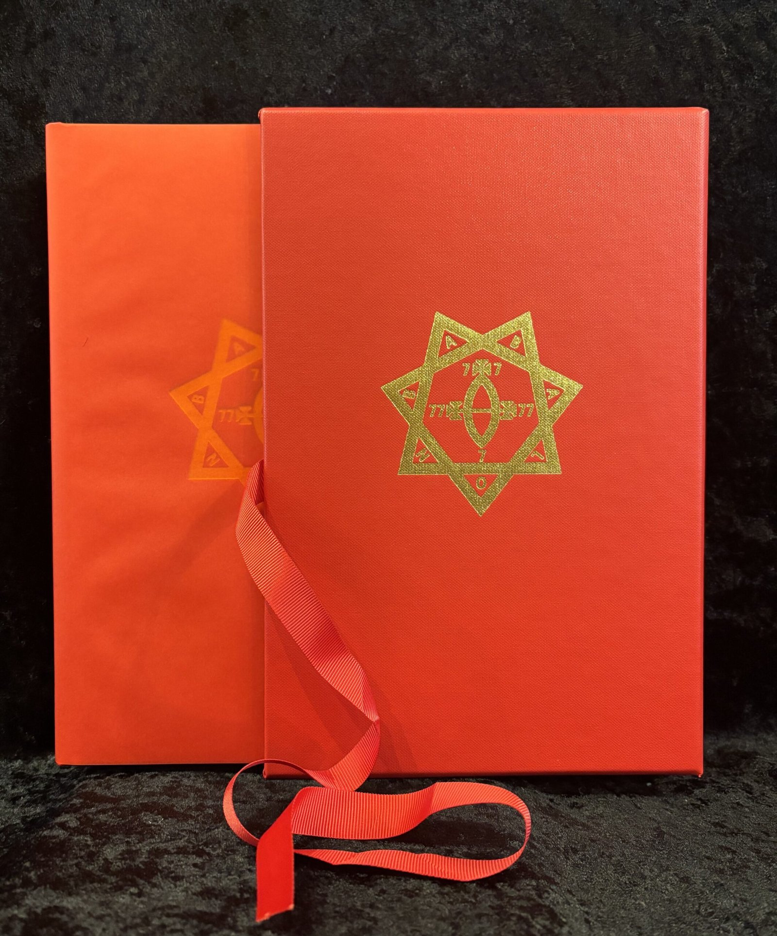 The Red Goddess: Rose edition - Peter Grey (Scarlet Imprint) - Image 2