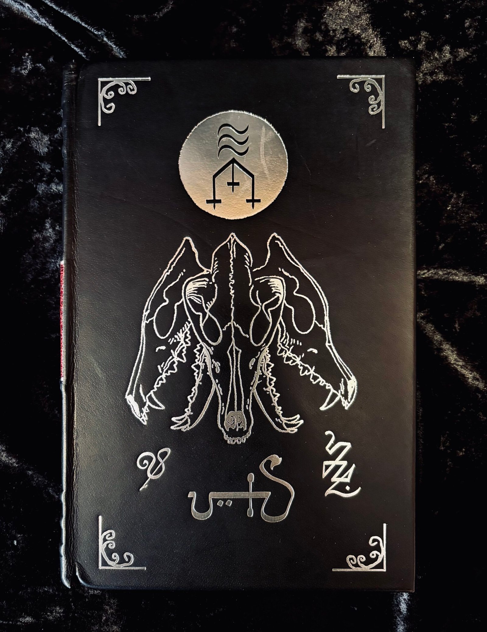 The Hekataeon: Noctiluna Edition - Jack Grayle (Ixaxaar)
